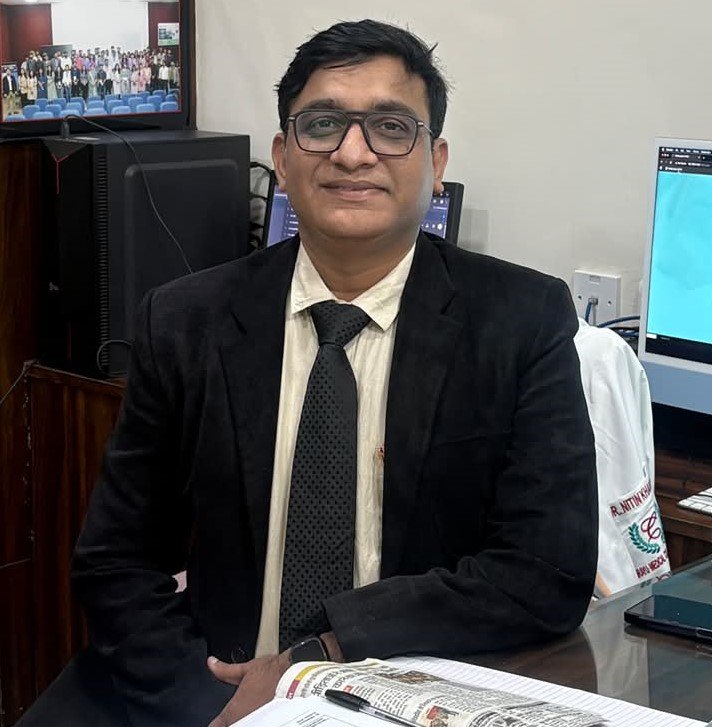Dr. Nitin Khantal